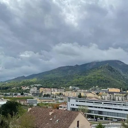 Duplex En Plein Centre De Corte Corte (Corsica)